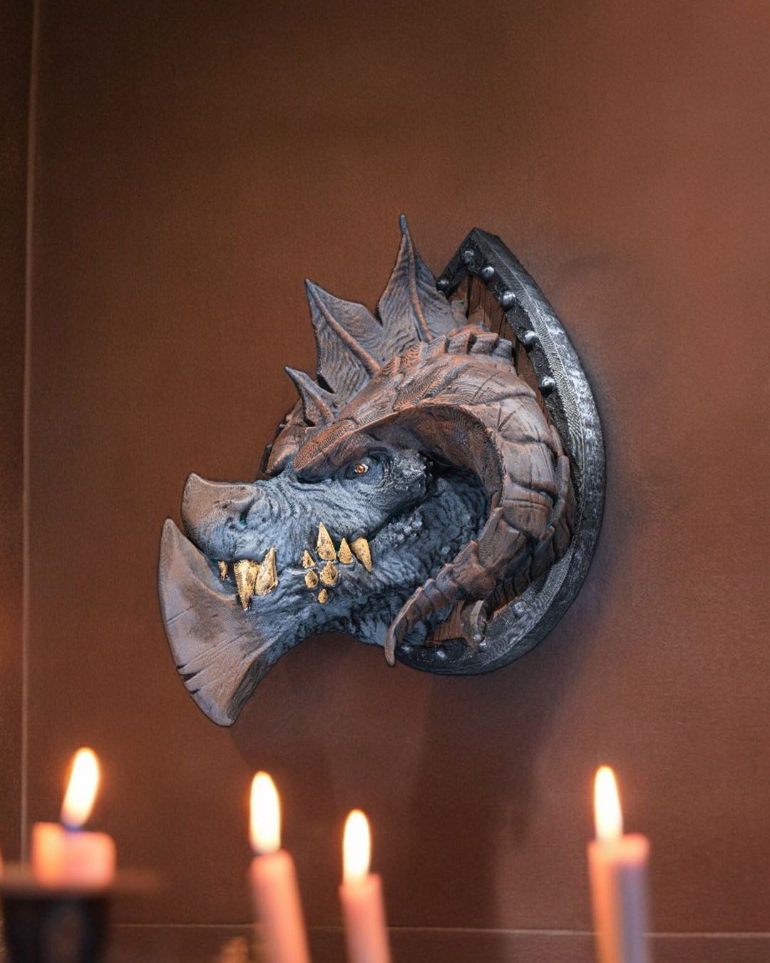 Titan Dragon Head Trophy