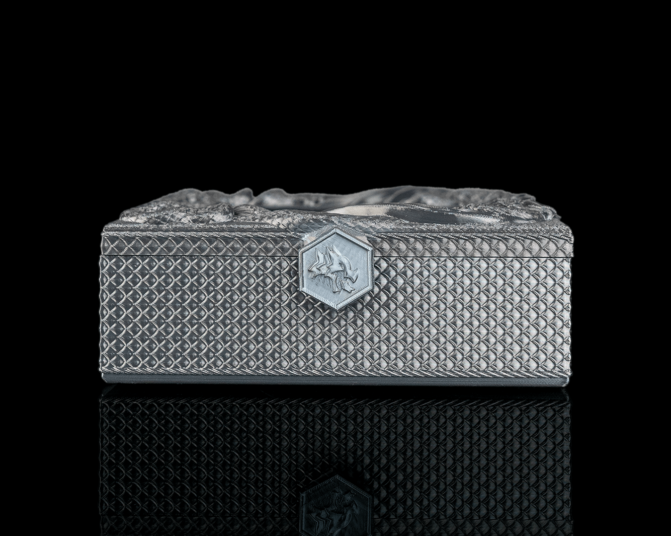 Dragon's Vault - Deck Box