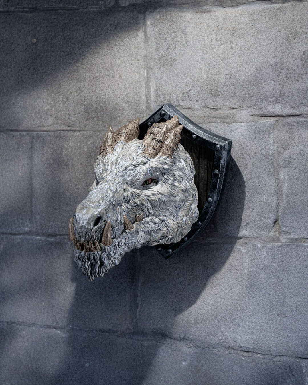 Polar Dragon Head Trophy